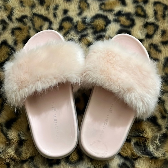 madden girl light up slides